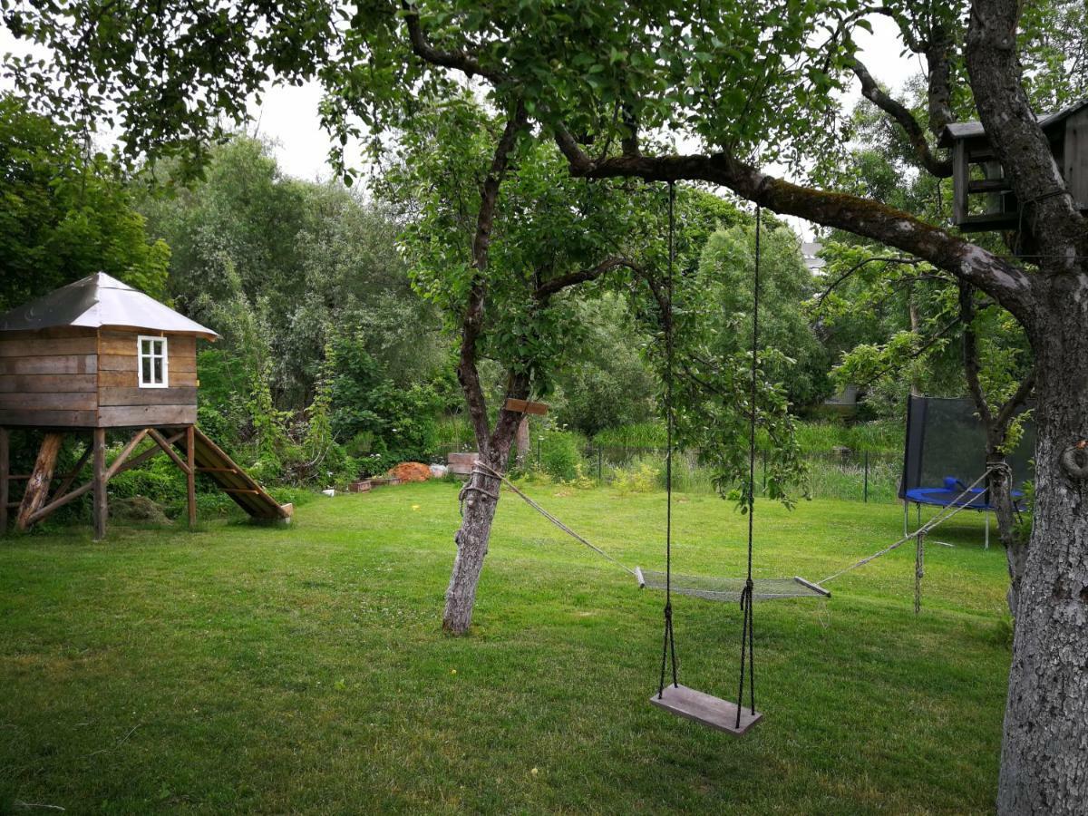 קרטינגה 9 Min From Palanga! Luxury House On The River And Sauna מראה חיצוני תמונה