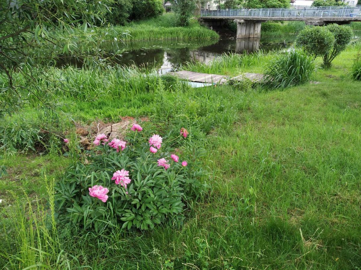 קרטינגה 9 Min From Palanga! Luxury House On The River And Sauna מראה חיצוני תמונה